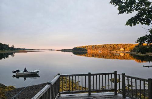 Heckmans Island House | Islandview Cottage