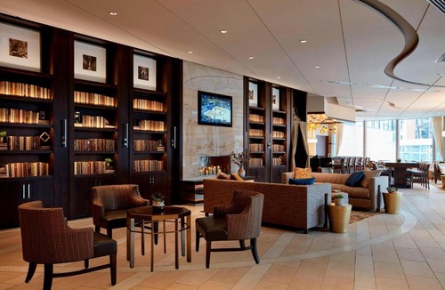 Ithaca Hotel | Ithaca Marriott Downtown on the Commons