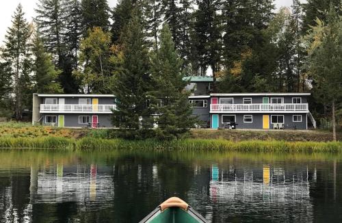 Clearwater Hotel | Jasper Way Inn Resort & Campground
