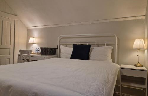 Marpole House | John's House in Vancouver West