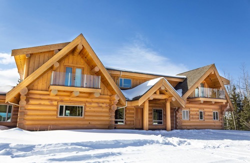 Telkwa Villa | JollyMore | Deer Ridge