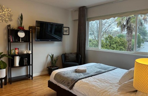 Killarney House | Kerrisdale private room