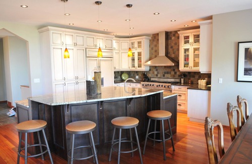 Wardner House | Koocanusa Lake Mountain Views 3800 sqft of luxury! Relax in peace w/Hot tub