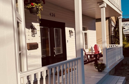 Matane House | L'Élégante Centenaire de Matane