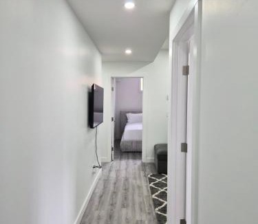 Chestermere Apartment | La vie est belle