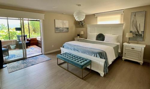 West Kelowna Estates Bed & Breakfast | Lake and the City Bed and Breakfast