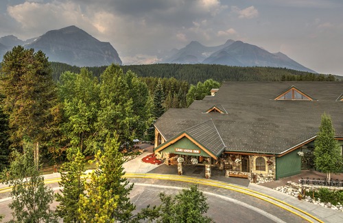 Lake Louise Hotel | Lake Louise Inn