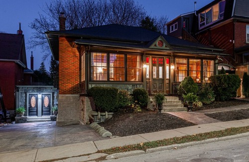 Stratford Apartment | Lake Suite at Henry House Stays