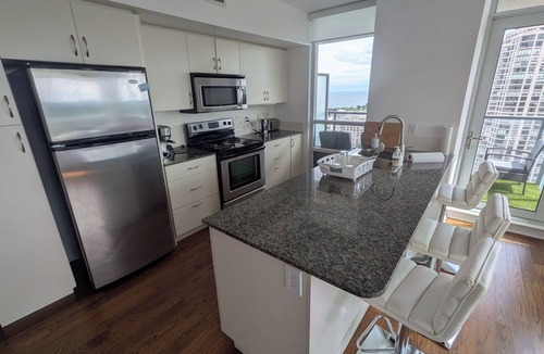 Mimico Condo | Lake view 2 Bedroom Luxury Condo