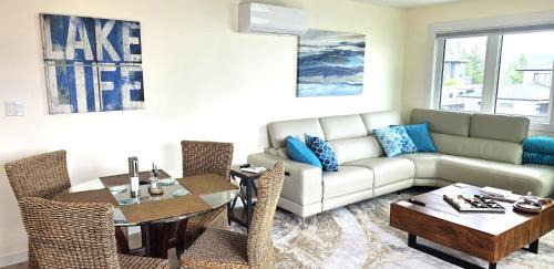 Central Okanagan House | Lake View Escape!