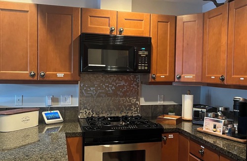 Osoyoos Hotel | Lakefront Home away from Home