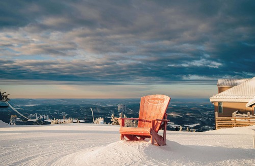 Lac Superieur Village Condo | Lakefront, Mountain View - 1 Bedroom Resort Suite