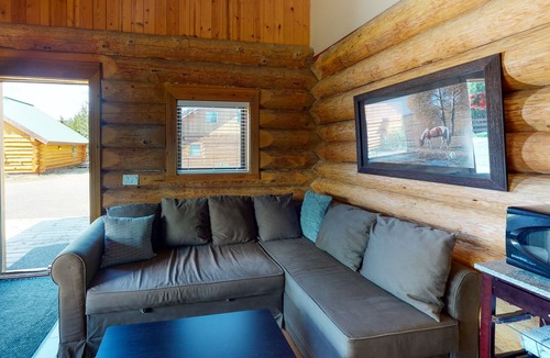 Lac Le Jeune Cabin | Lakefront wilderness resort cabin with deck, full kitchen, & internet