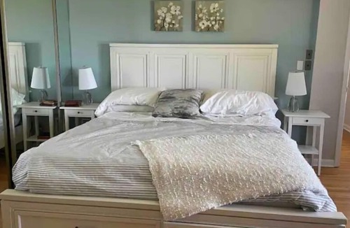 Lincoln Cottage | Lakeside Cottage