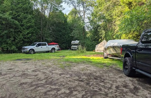 South Bruce Peninsula RV Rental | Lakeview campsite F