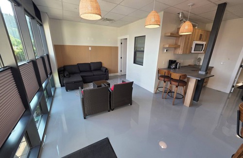 Central Okanagan Apartment | Lakeview Main Floor Suite 104