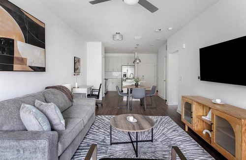 East Raleigh Apartment | Landing | Beautiful 1BD, Yoga Studio, Clubhouse