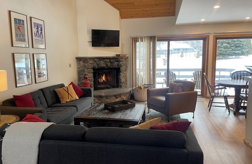 Windham House | Large Catskill townhome steps from skiing w/pool