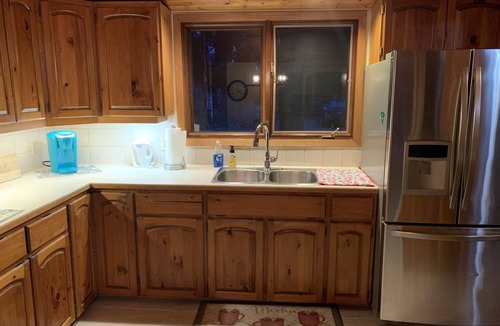 Grand Bend Cottage | Large family cottage in Grand Bend - Available August 30 - September 3
