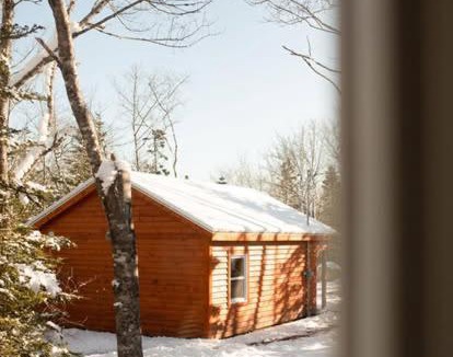 Halifax County House | Lawrencetown Lodge - The Willow Studio