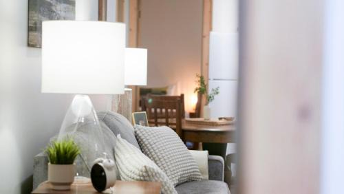East Kootenay Apartment | Lay Back Lodge