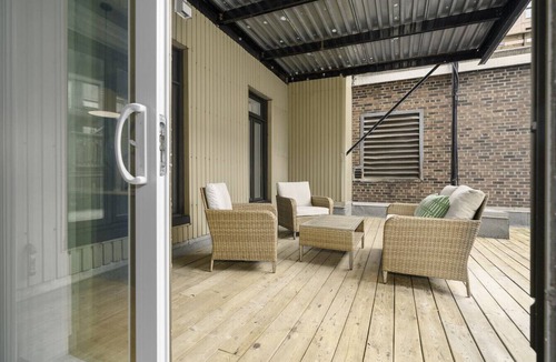 Saint-Roch Apartment | Le 1911 Condo Luxueux