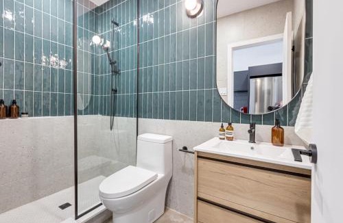 Mile End Apartment | Le Mile End by M11 - Luxury 1BDR Loft with Sofa Bed