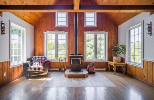 St-Adolphe-d'Howard House | Le rocher - St-Adolphe