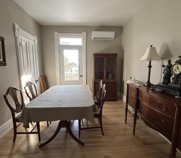 Centre-Ville Apartment | Les Ancestrales - Maison Jodoin, Augustine Suite