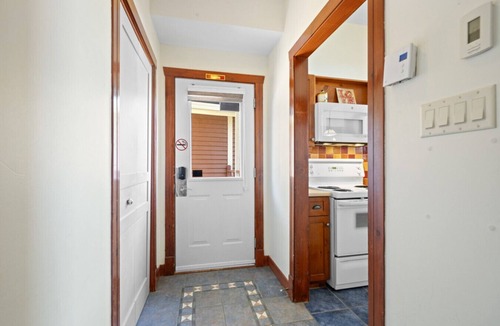 Mont-Tremblant Condo | Les Eaux - 2bdrs w/Pool & Hot Tub near Village