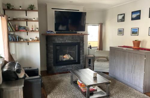 Revelstoke Apartment | Lily glacier suite at silver bear condos