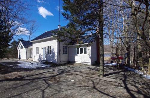 Knowlton House | Little piece of paradise in Knowlton