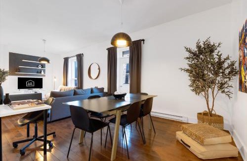 Plateau Mont Royal Apartment | LiV MTL Chic Spacious 4BR Rooftop Suite Near Downtown Montreal