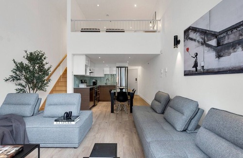 Downtown Montreal Apartment | LiV MTL Downtown Montreal Spacious Urban Suites
