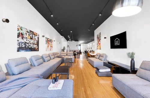 La Petite-Patrie Apartment | LiV MTL Plaza Grand Luxe Penthouse Near Downtown Montreal
