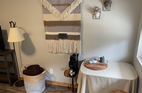 Okanagan-Similkameen House | Lodestone flats- room 4