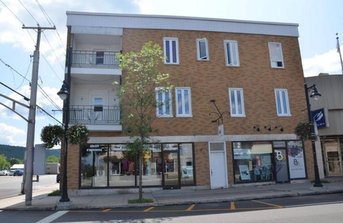 La Tuque Apartment | Logement voyageurs ou travailleur 503