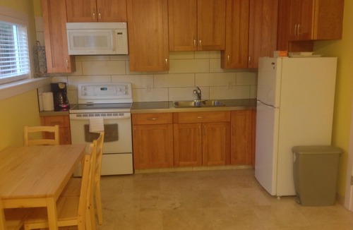 Black Mountain House | LongTerm Rental - Black Mountain, 1 Bdm + Mud Room Bright Basement Suite