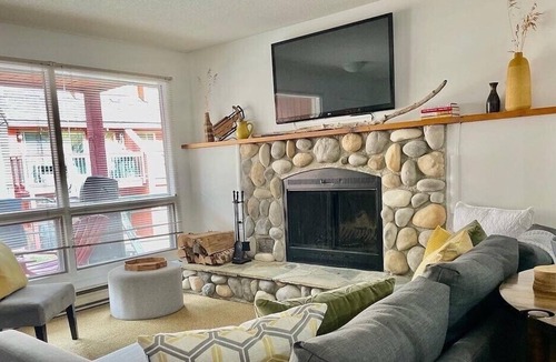 Panorama Condo | Lower Village at Panorama only steps from the Gondola!