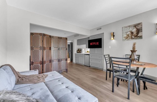 Oro-Medonte Condo | Lux Studio in Horseshoe Valley