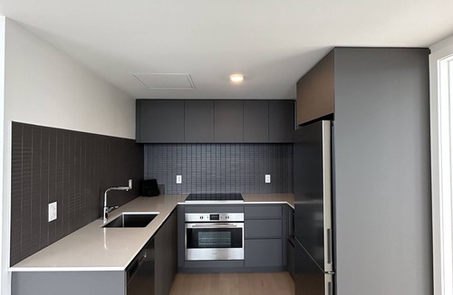 Quartier des Spectacles Apartment | Luxurious Condo located with the front row views of the Place des Festivals.