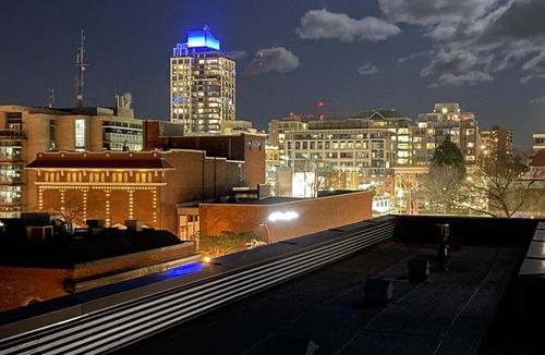 Downtown Victoria Condo | Luxurious, Ocean View 2 Story Penthouse - Downtown - Secure Parking