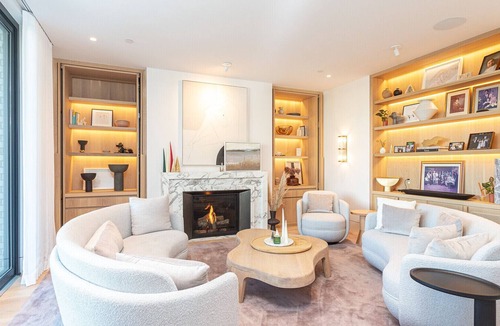 South Oak Bay House | Luxurious, private home in Oak Bay. Mountain, ocean, and golf course views.
