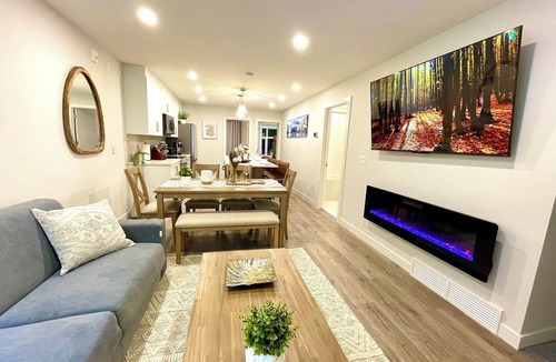 Harvie Heights Apartment | Luxury Condo at Banff Entrance/Spectacular mountain view/Sleep 6 guest