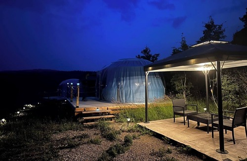 Bighorn No. 8 RV Rental | Luxury Dome 2