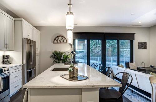 East End - Valley Street Condo | Luxury Downtown Condo City Center