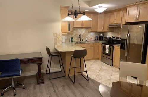 North Central Edmonton Condo | Luxury Downtown full condo - Free Indoor Parking