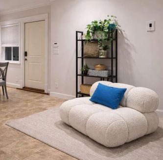 Dunbar House | Luxury New 2BR Private Suite In Vancouver West Full Kitchen