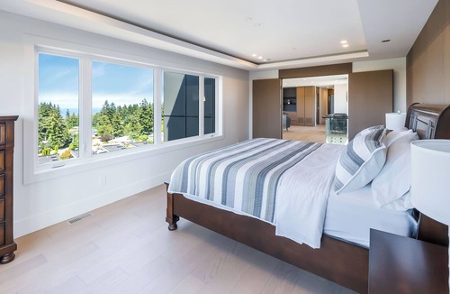 Regional District of Nanaimo House | Luxury! New Built! Roof Top Ocean & Mountain Views! AC & BBQ