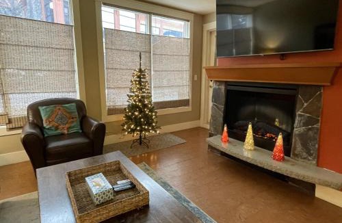 Canmore Apartment | Luxury Resort 2Bedroom 2Bath Sleeps 6 945 square feet